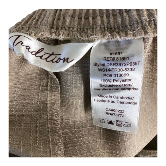 4/$45 TRADITION Vintage Tan Beige Flat Front Pull On Shorts size XL - Picture 4 of 6